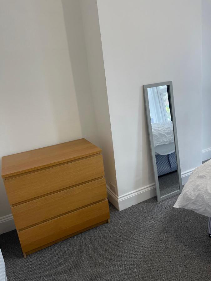 Lovely Room In Bristol 5 Exteriör bild